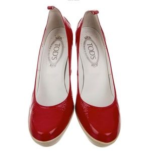 TOD'S Patent Red Leather Rubber Sole Pumps Italian Sz 39